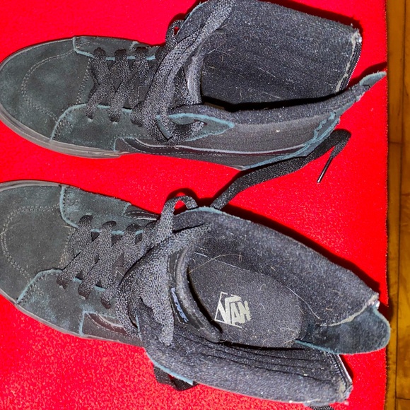 VANS BLACK SUEDE SHOES - Picture 1 of 4